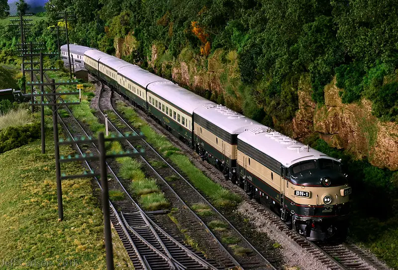 train running on model railroad benchwork