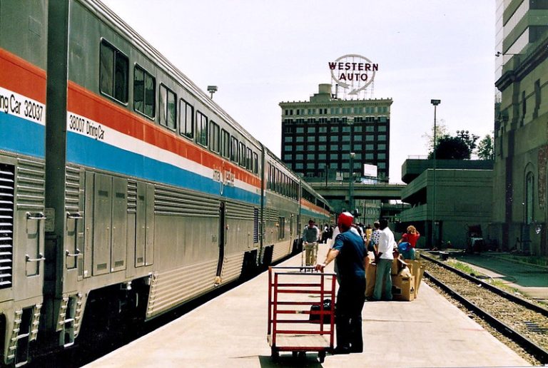 what-happens-when-you-miss-your-amtrak-train-understanding-the-amtrak